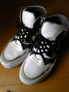 豊天商店（ぶーてんあきんど？）のくつ