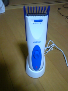 自分バリカン( ｙ゜益゜;) ｙ