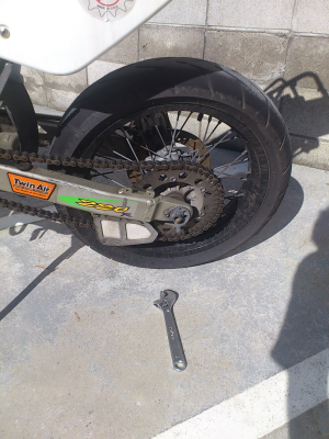 リヤホイール外し リヤホイール外し